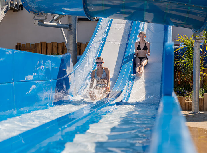 3 toboggans aquatiques